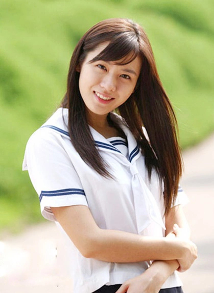 Thời gian chỉ càng khiến Son Ye Jin thêm mặn mà, sắc sảo. Ảnh: Kbizoom