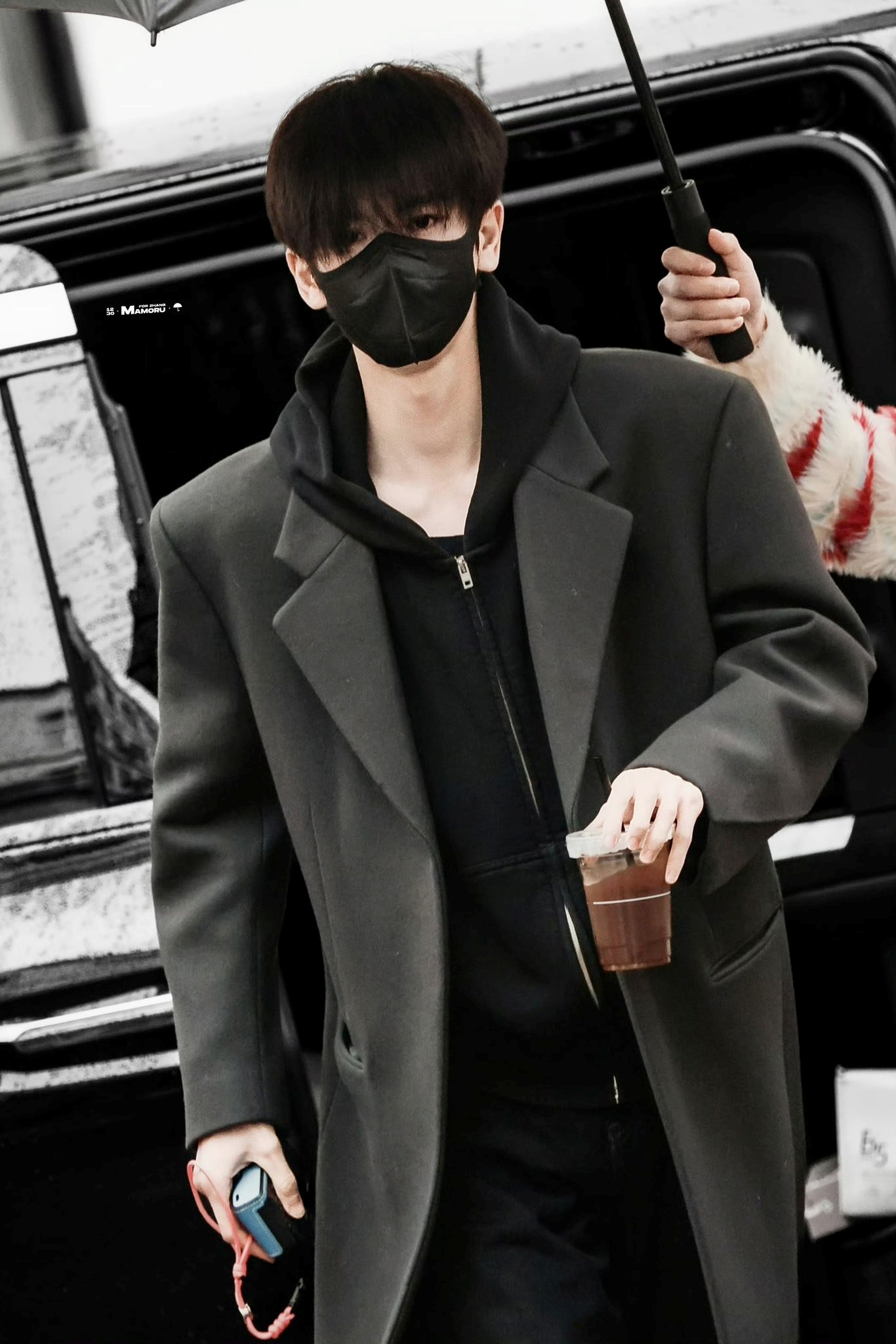 Nhưng khán giả thấy Trương Lăng Hách làm màu