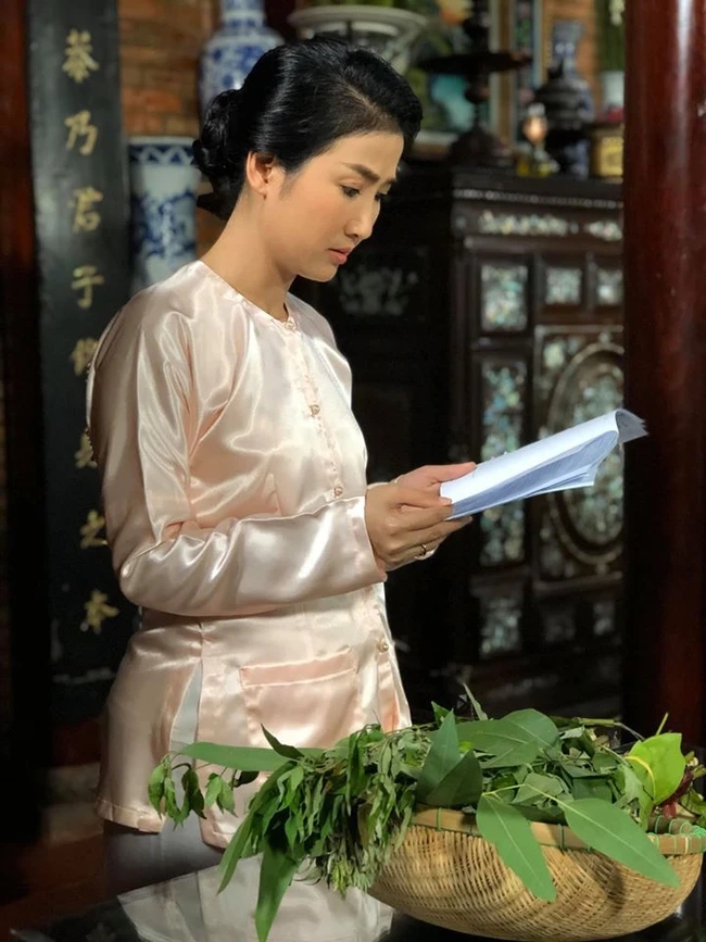 Hoá ra Việt Nam cũng có cổ nhân trời chọn đẹp nức nở: Visual công phá thị giác, ngắm mà tưởng đang mơ