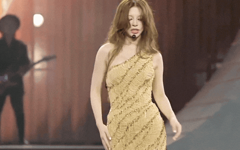 Khoảnh khắc hóa thần của Bùi Lan Hương