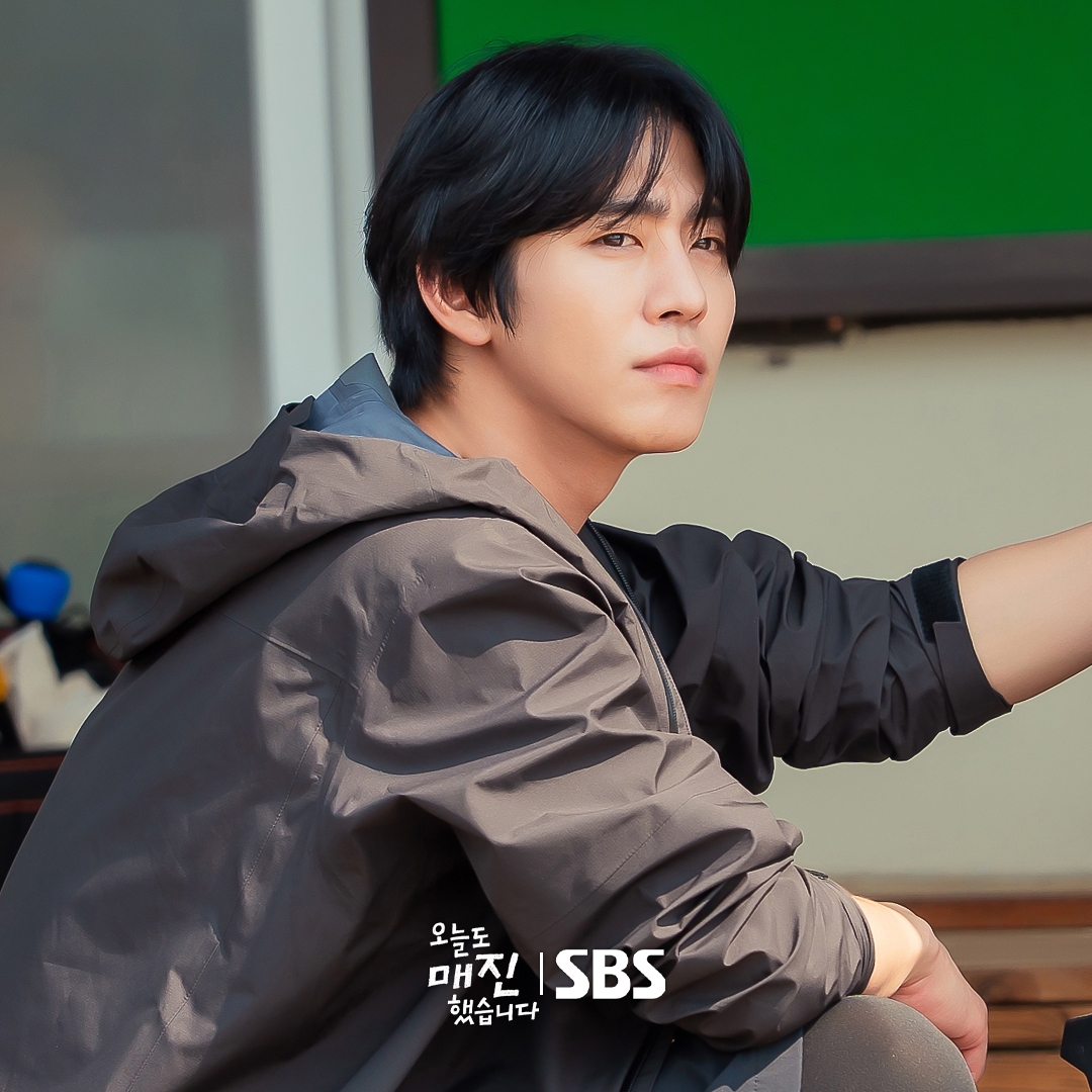 Sao lại nông dân, visual này phải làm minh tinh mới đúng: Mặt đẹp như điêu khắc, da mịn như lụa mê dã man