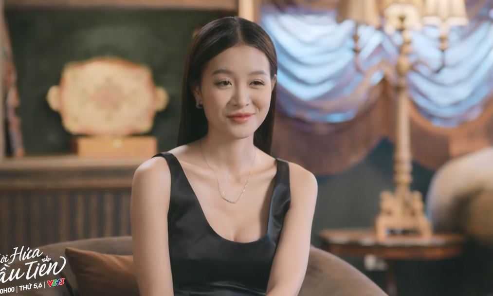 Có lẽ Vi Minh muốn thể hiện cô là người sắc sảo, quen thuộc chiêu trò của chàng thiếu gia và không dễ để chinh phục, nhưng Trang Emma diễn kém duyên