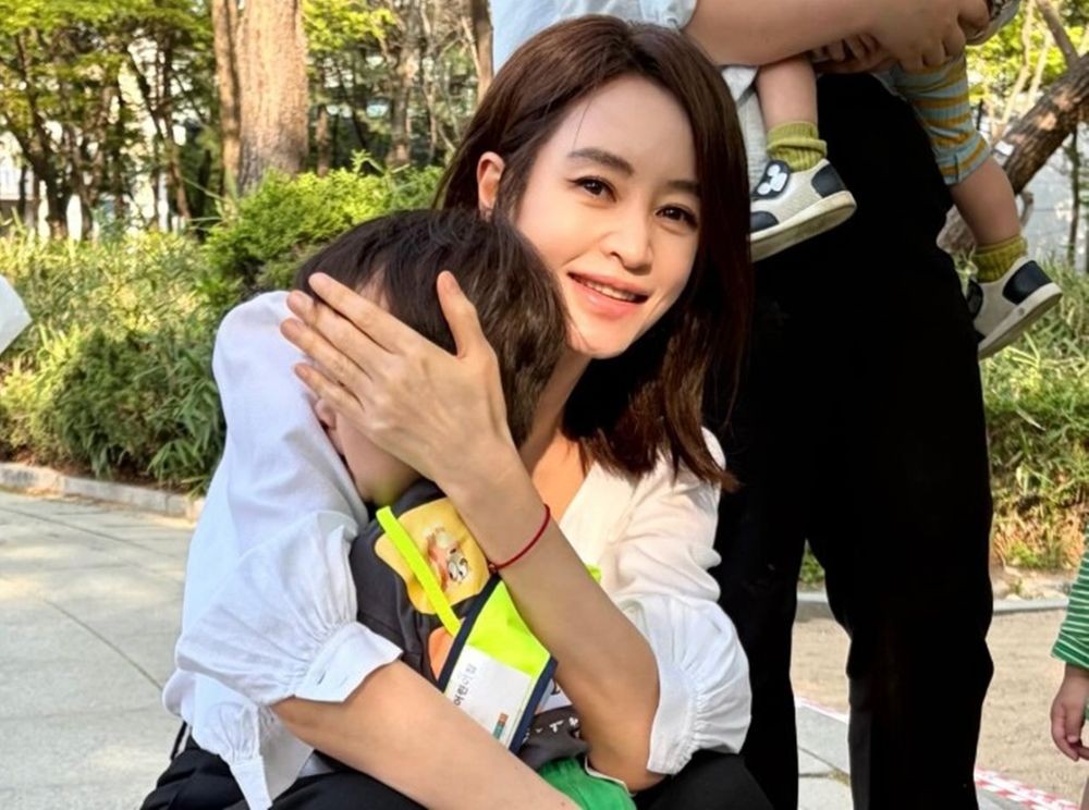 Gương mặt méo mó gây sốc của nữ thần sexy đẹp nhất Hàn Quốc