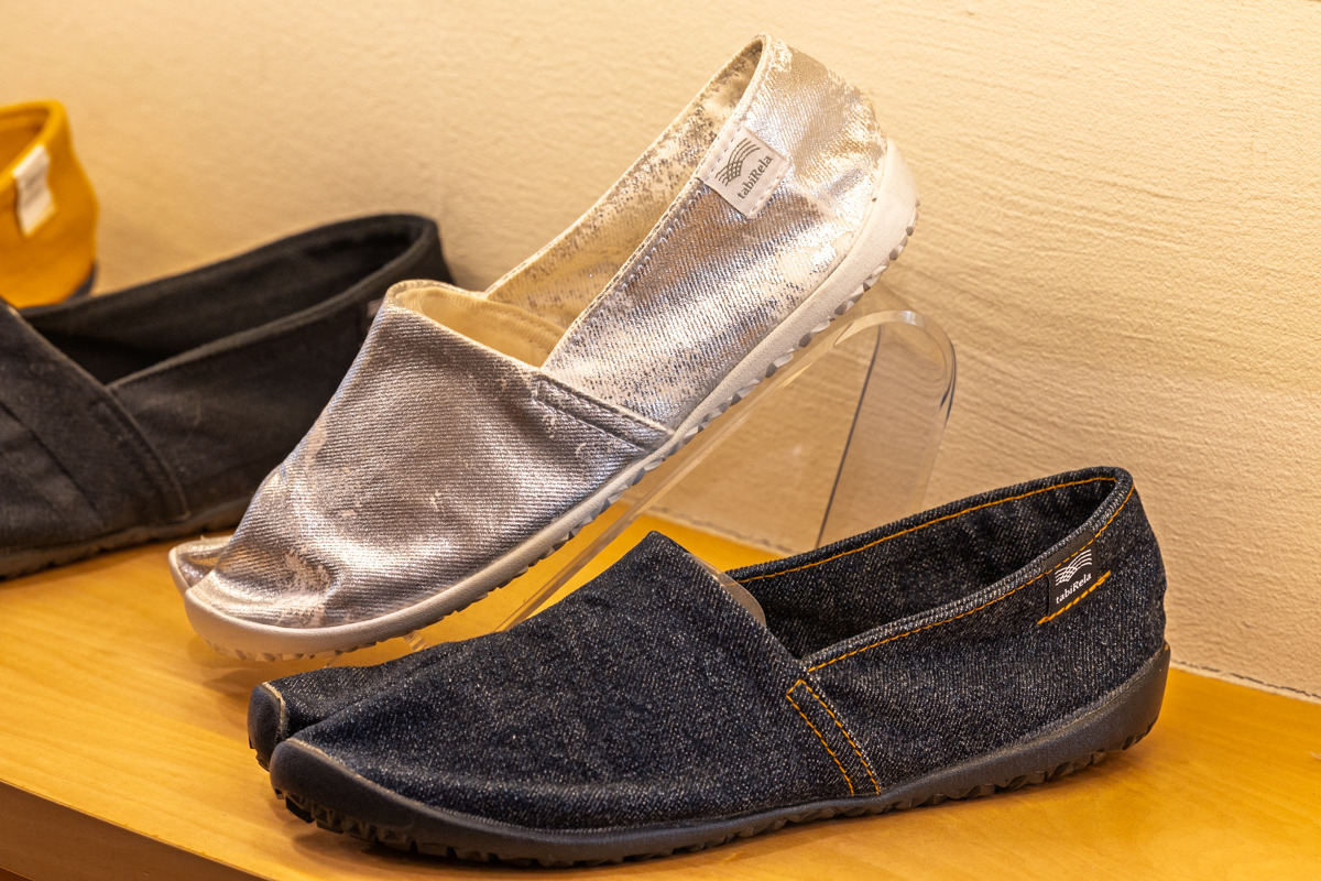 Thích giày Tabi nhưng ví tiền nói 