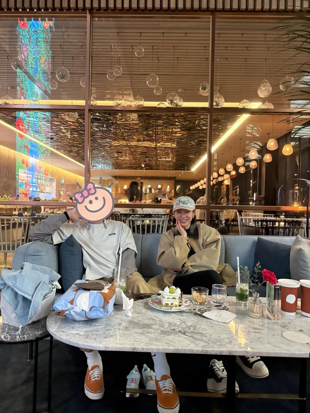 Mỹ nhân họ Son cho biết cô cảm thấy cực kỳ xúc động khi được quý tử nhỏ chụp hình cho. Lời khen của nữ diễn viên đã khiến 500 ngàn khán giả phát sốt, thả tim lia lịa. Ảnh: IGNV