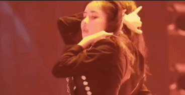 Đồng đội “hệ chiến” của Trang Pháp: Visual ngầu đét, bị tố 