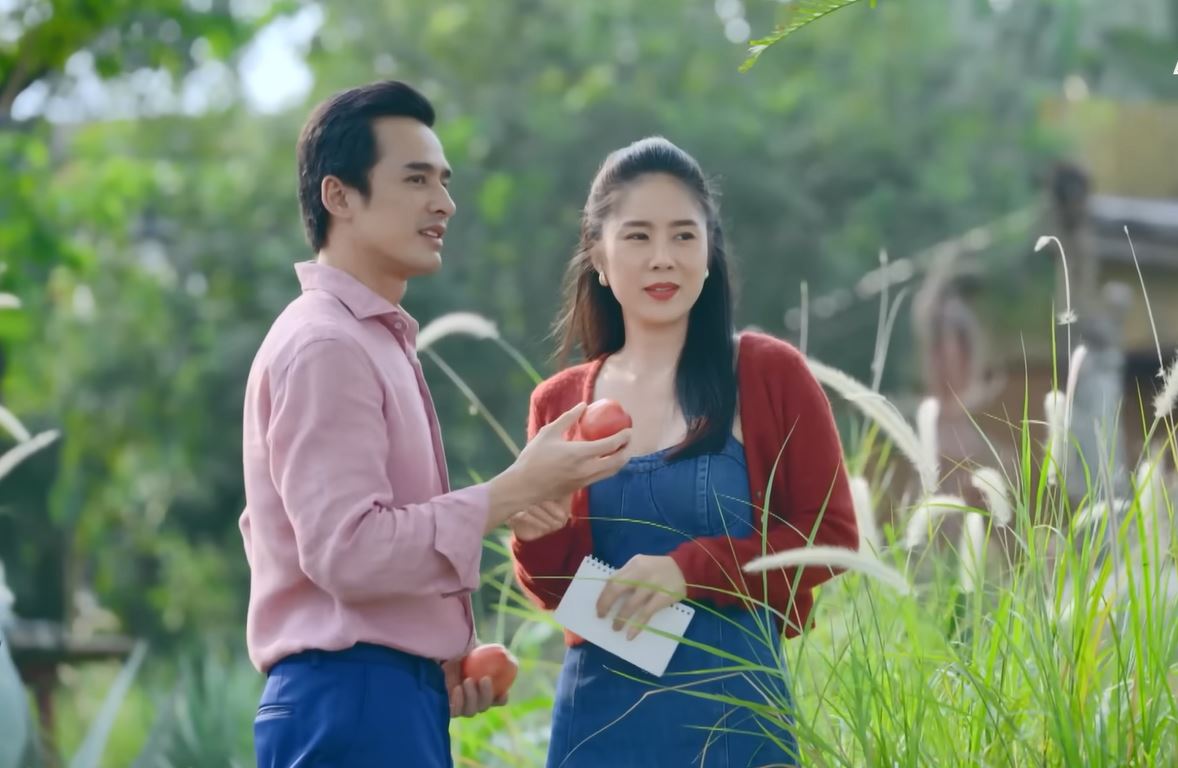 Dũng tạo nên một hạnh phúc giả tạo để xoa dịu Mai