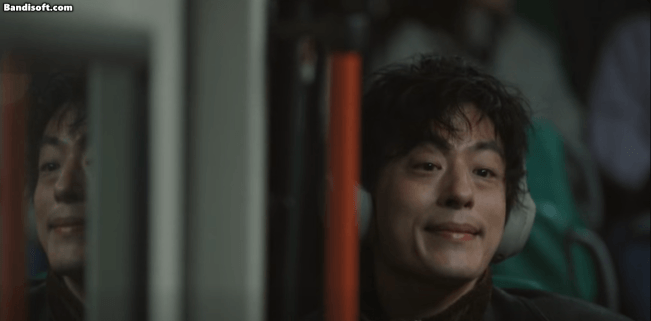 Nhìn vào Hwang Dong Man qua diễn xuất đỉnh cao của Koo Kyo Hwan, tin rằng rất nhiều người cũng đã thấy mình ở trong đó.