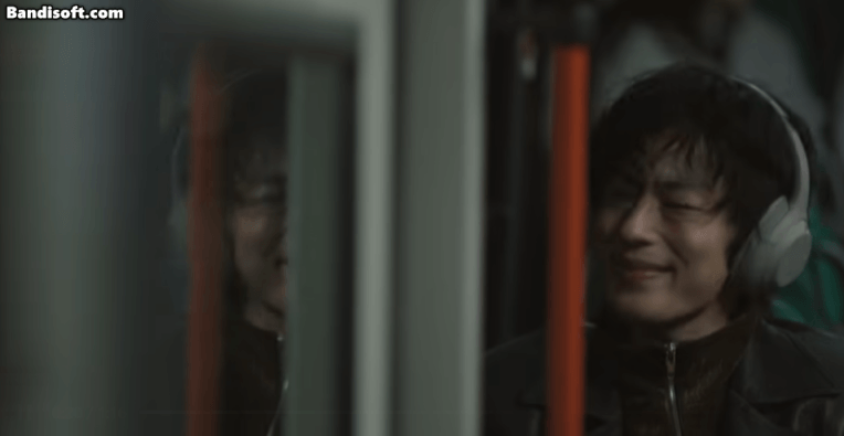 Nhân vật Hwang Dong Man trải qua một ngày tồi tệ, tưởng như muốn sụp đổ tới nơi nhưng vẫn phải gắng gượng.