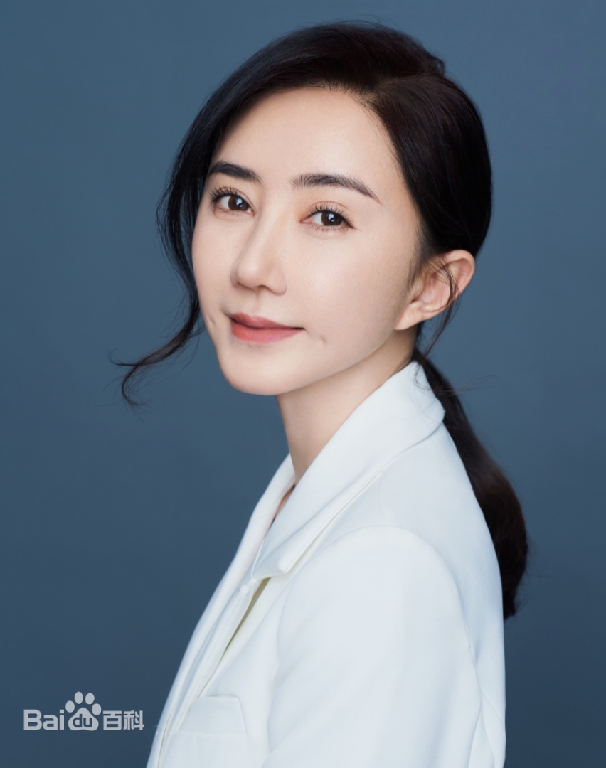  Lương Tinh Tinh cho biết cô kể về hành trình tìm con gian nan của mình để phơi bày những thực tế khắc nghiệt, nguy hiểm và áp lực nặng nề mà phụ nữ có thể phải đối mặt trên hành trình sinh nở. Ảnh: Baidu. 