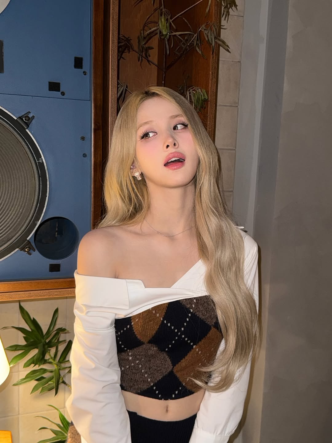 Visual trong trẻo của nữ idol sinh năm 2004.(Nguồn: Instagram)