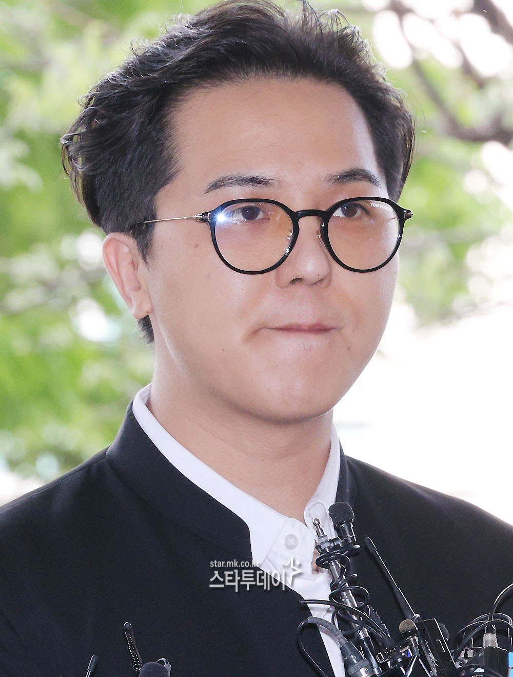 Nam idol cho biết anh đang điều trị chứng rối loạn lưỡng cực và rối loạn hoảng sợ. Ảnh: X.