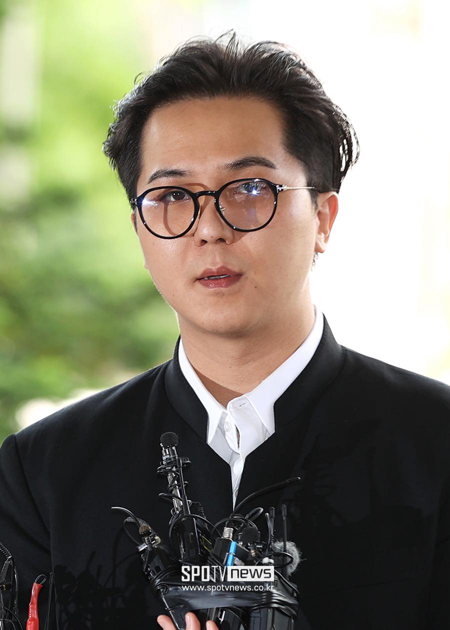 Song Mino thừa nhận tội vi phạm luật nghĩa vụ quân sự và bị tòa đề nghị mức án 1 năm 6 tháng tù giam. Ảnh: Spotv News.