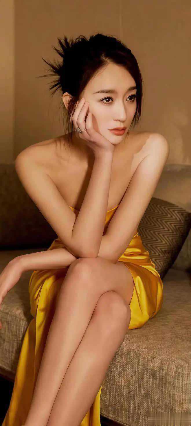 Netizen cho rằng Lý Tiểu Nhiễm được ông trời ưu ái, ban cho nền tảng cơ thể tuyệt vời (Ảnh: baijiahao).