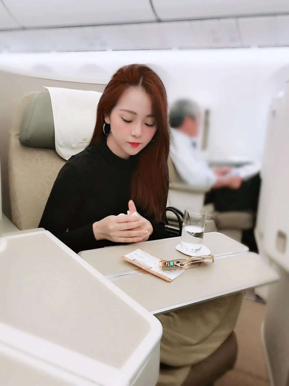 Khí chất chuẩn tiểu thư của nữ diễn viên. (Nguồn: Threads)