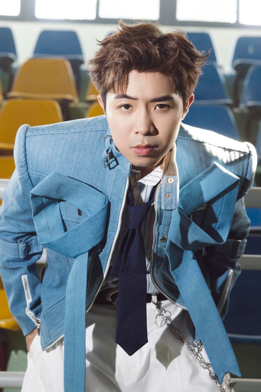 Mason Nguyễn bị chỉ trích vì thái độ trong buổi livestream cùng với B Ray (Ảnh: FBNV)