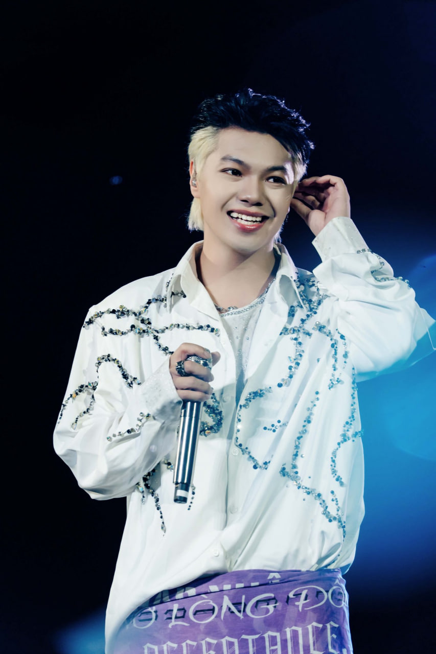 B Ray và Gill đã lên tiếng xin lỗi (Ảnh: FBNV)