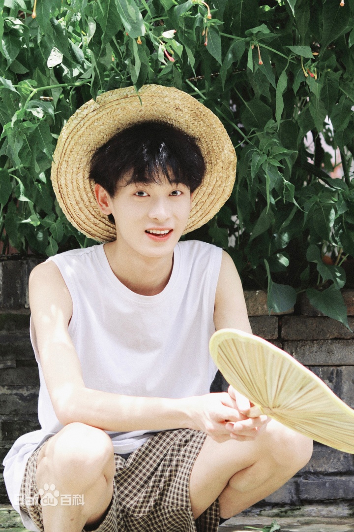 Châu Mặc vừa bị đột quỵ nhồi máu não ở tuổi 27. Ảnh: Baidu. 