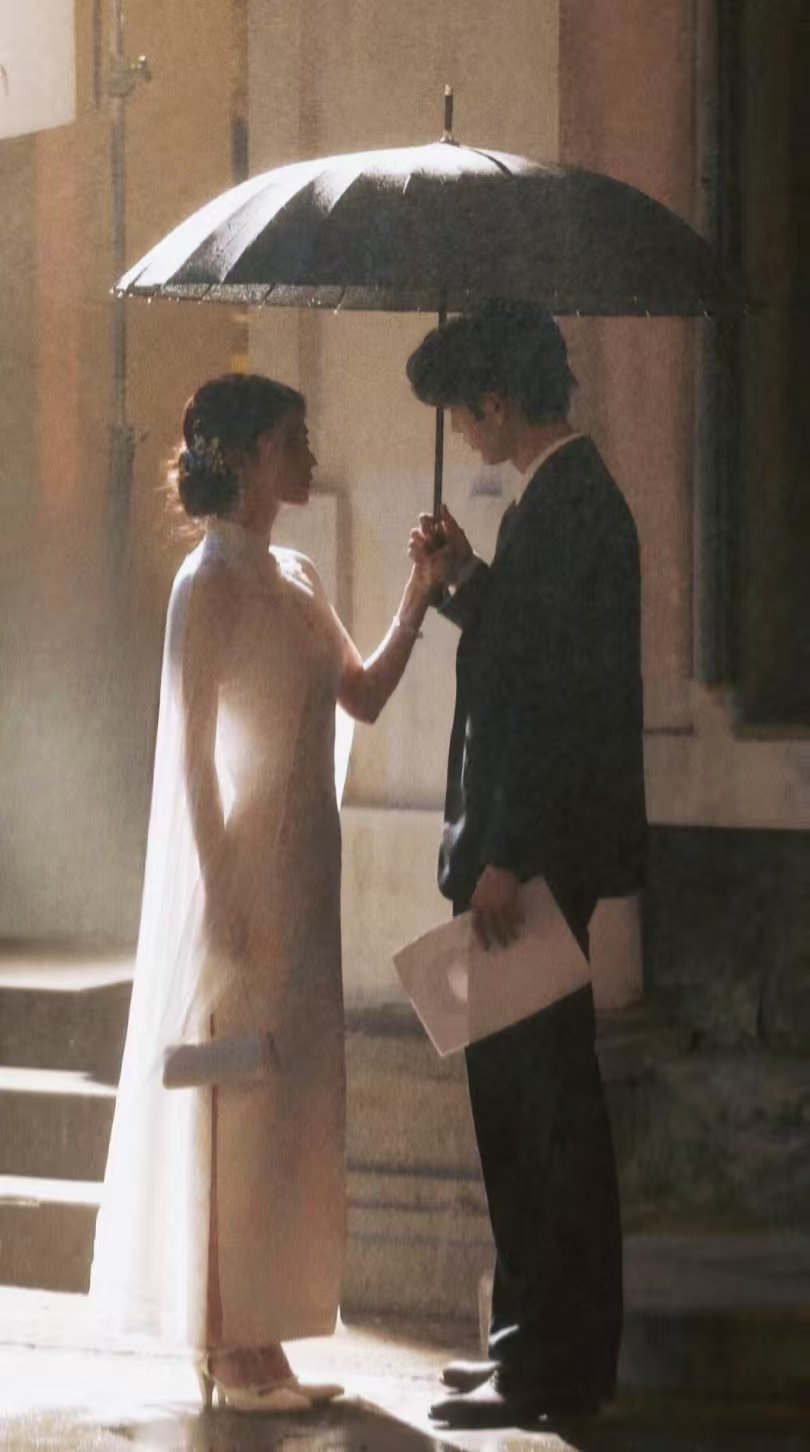 Không thể chấp nhận cảnh hôn mất thẩm mỹ của Trương Lăng Hách và Vương Sở Nhiên