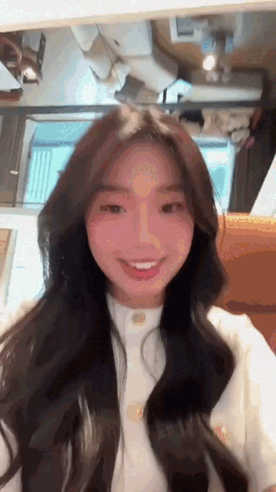 Con gái đại gia xi măng cưới thiếu gia Đà Nẵng: Tậu duplex hạng sang làm nhà tân hôn, sống đời công chúa đích thực