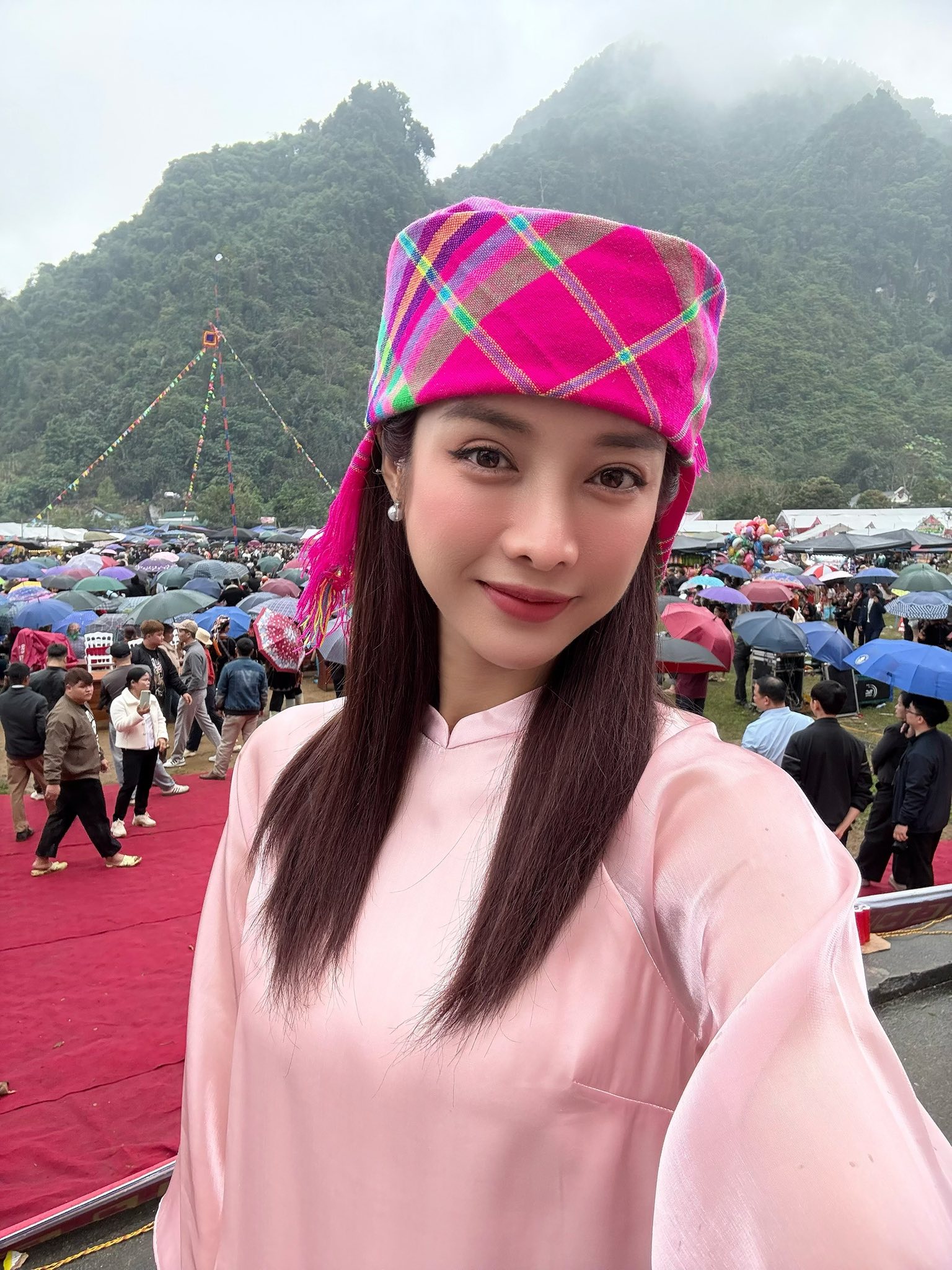 Mỹ Duyên được khen có ngoại hình nổi bật hơn