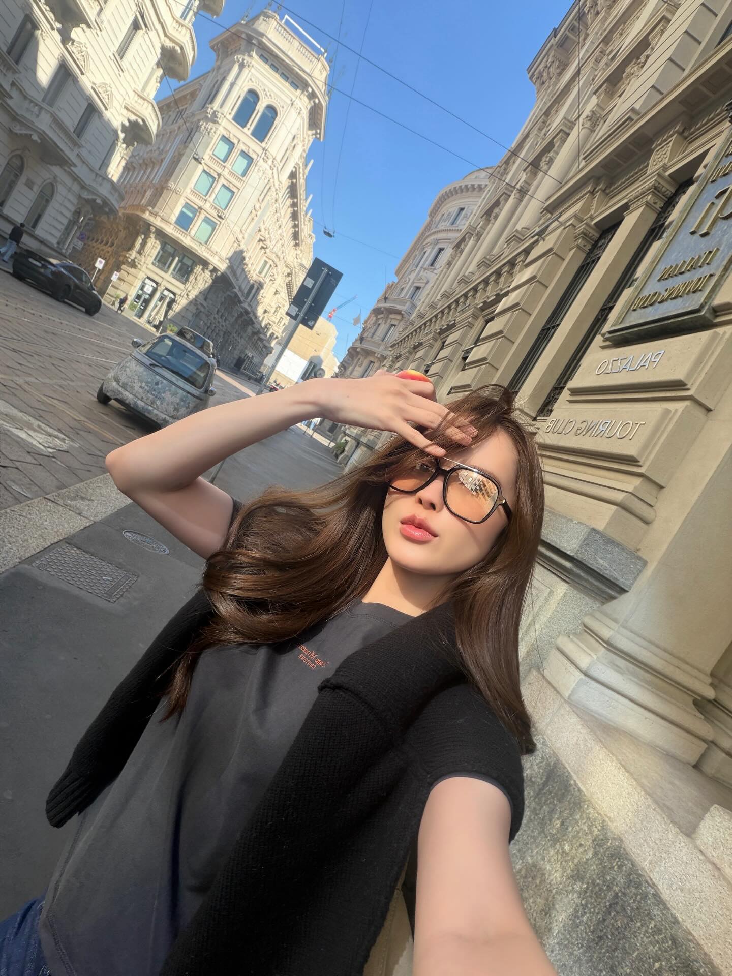 Mái tóc mượt mà, dày dặn của Thiều Bảo Trâm hiện tại. (Ảnh: Instagram)