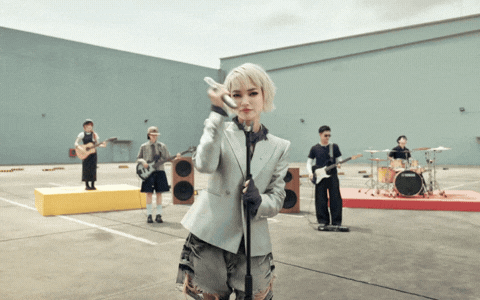 Giọng hát của Châu Bùi vẫn là chủ đề bàn tán