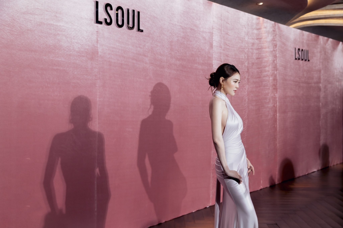 Người duy nhất đẹp hơn mỹ nhân Việt này là cô ấy hồi trẻ: Dàn sao nam mê mệt, làm dâu trăm họ đúng nghĩa