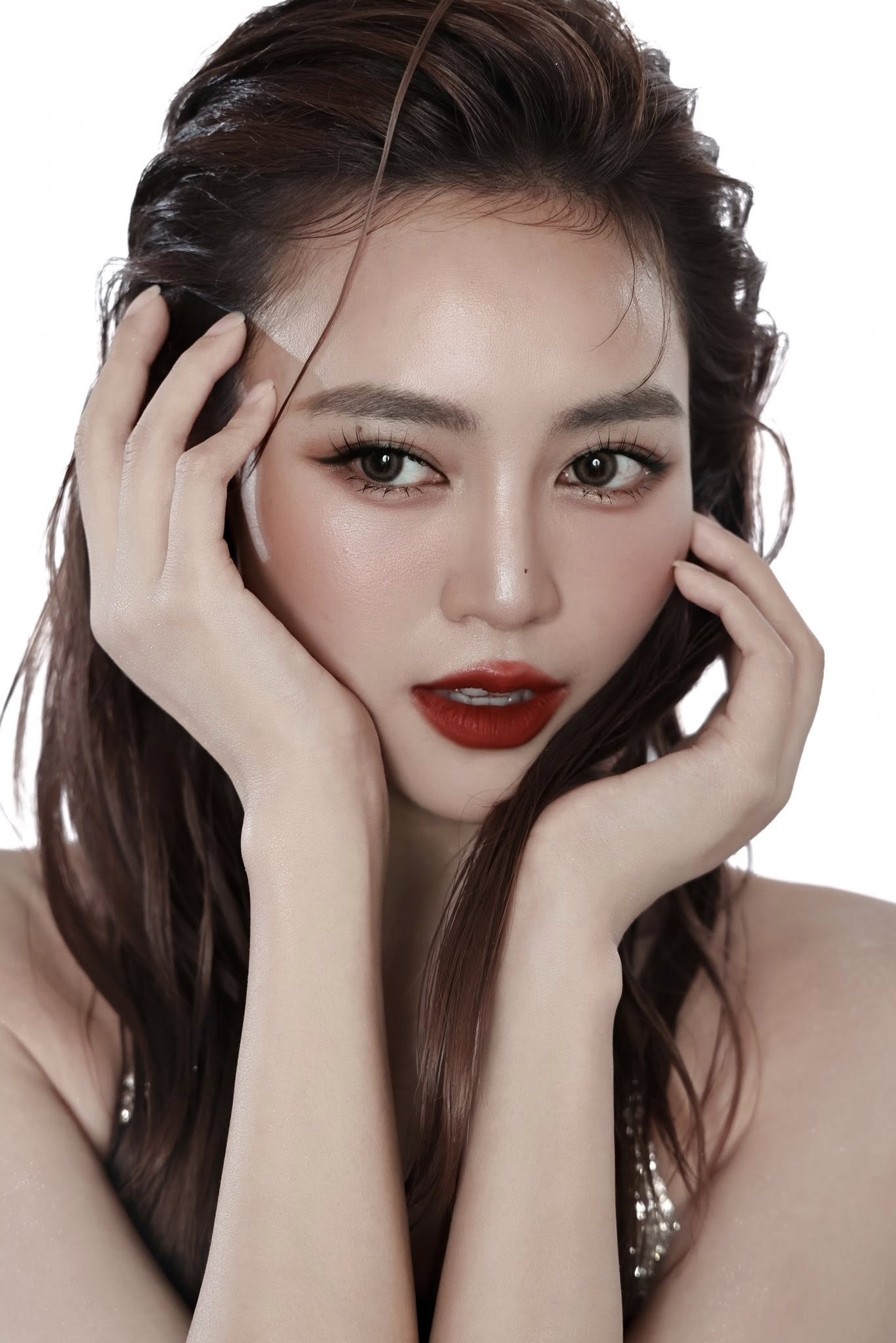 Người duy nhất đẹp hơn mỹ nhân Việt này là cô ấy hồi trẻ: Dàn sao nam mê mệt, làm dâu trăm họ đúng nghĩa