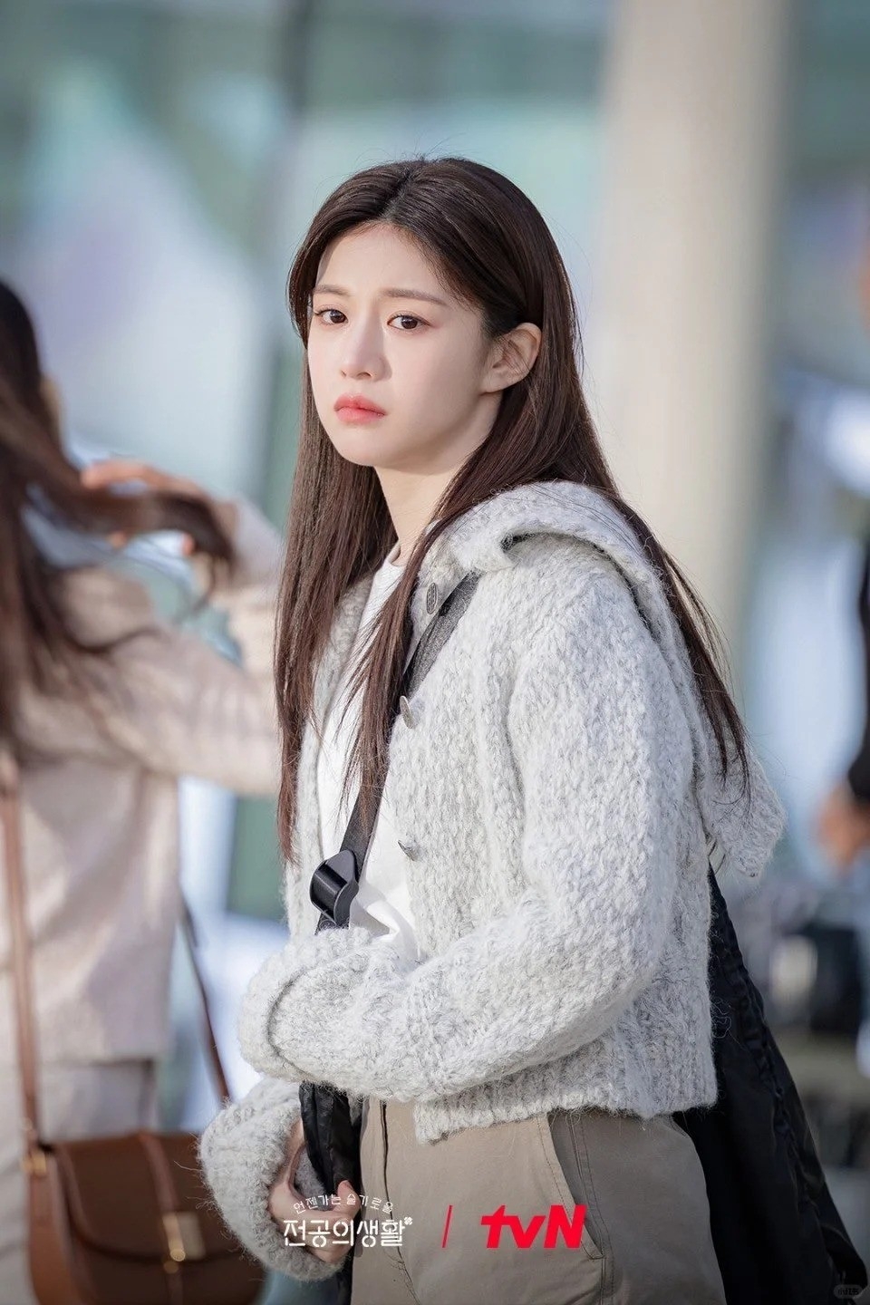 Mỗi ngày thức dậy với gương mặt đẹp thế này đúng là có phước: Hào quang minh tinh có thật, càng ngắm càng sốc