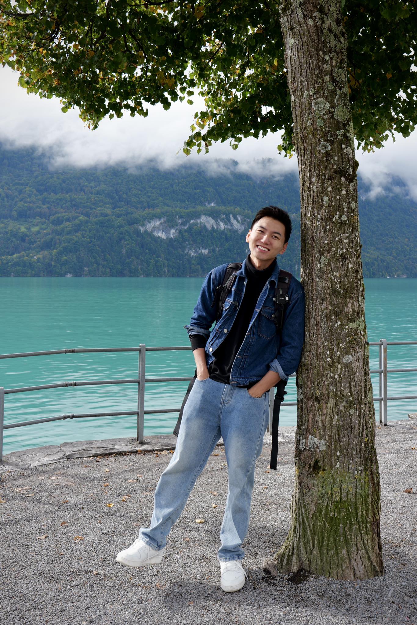 Khoai Lang Thang dạo này tích cực cực comment dạo lắm nha.