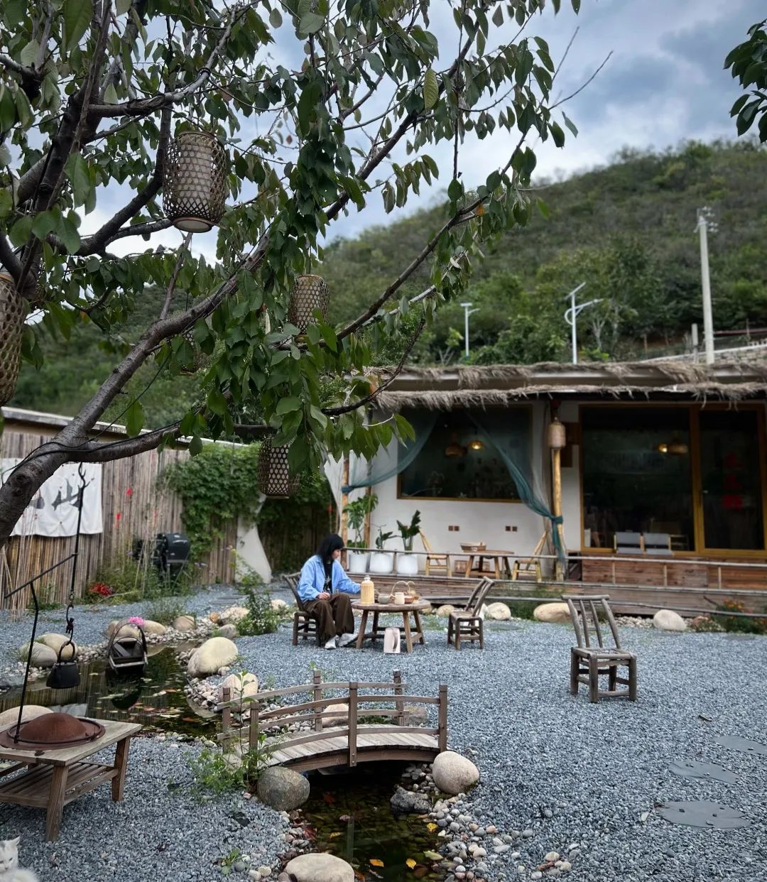 Giải mã Youth Retirement Homes: Vì sao người 25-30 không còn mơ thăng chức, mua nhà mà chỉ muốn vào “viện dưỡng lão”?