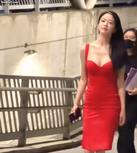 Chỉ cần nhìn mỹ nhân này 3 giây thôi là đêm nay khỏi ngủ: Vòng 1 cháy màn hình, đẹp mà body nuột kinh khủng