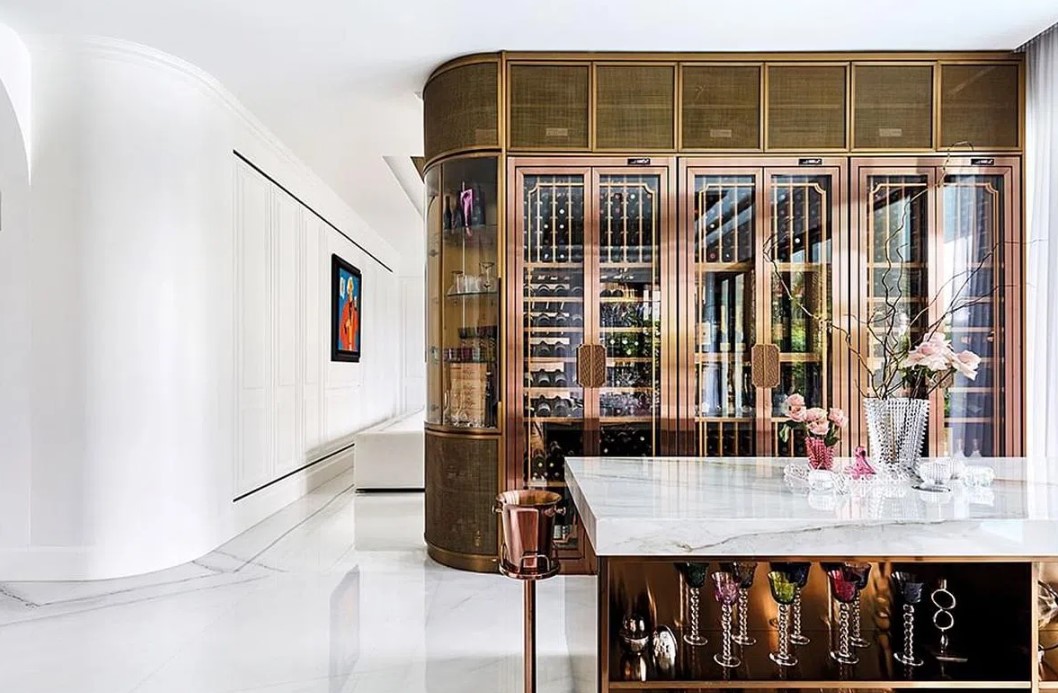 Các bức tường bên trong đều được bo tròn, tạo cảm giác dễ chịu hơn cho mắt và ấm cúng hơn.