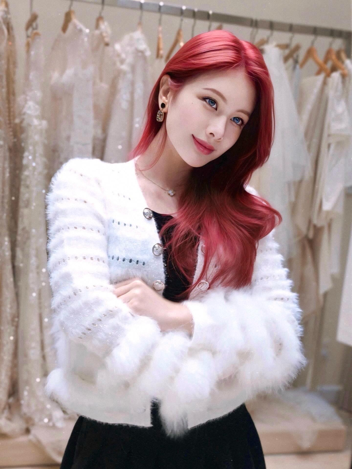 Một số hình ảnh khác của Khánh Linh (Ảnh: FBNV)