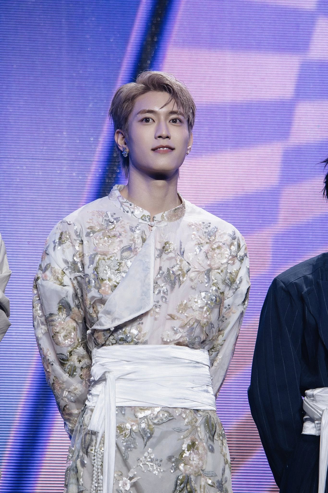 Thái Lê Minh Hiếu vẫn chưa ra mắt bài hát chính thức nào