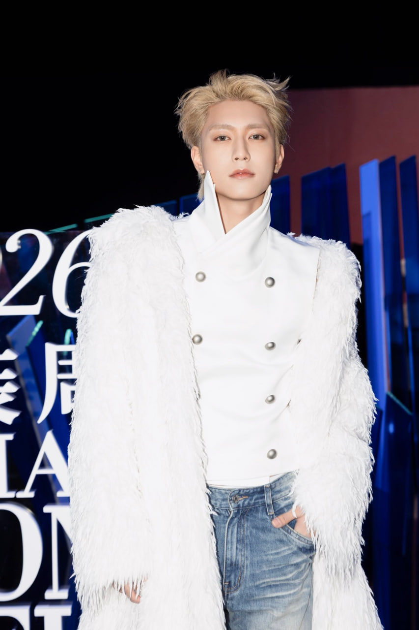 Thái Lê Minh Hiếu cũng gây bão vì nhan sắc trong các lần tham dự sự kiện thời trang