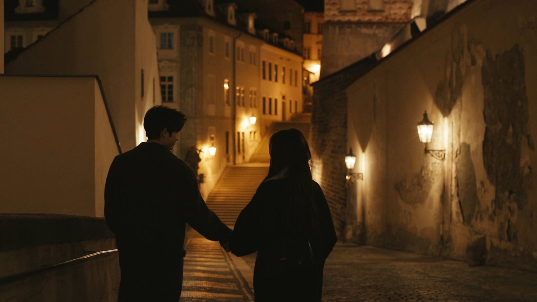 Phim Trung Quốc hay thế này không chiếu sớm là tội ác: Khi nam nữ chính hôn nhau, sự lãng mạn tuyệt đối ra đời