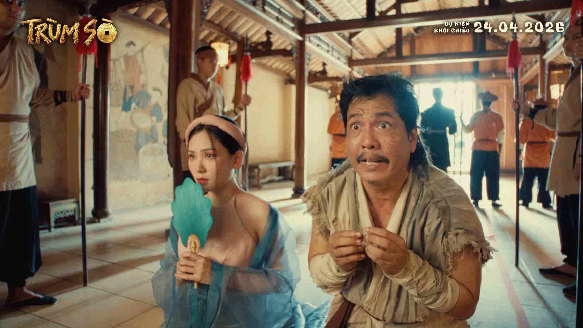 Đạo diễn trăm tỷ tiết lộ để vợ diễn viên nuôi suốt 6 năm, cảm thấy lạc lõng và mất hứng thú làm nghề