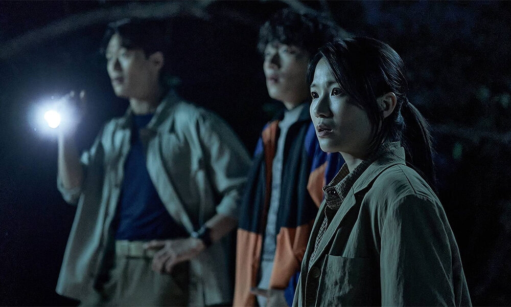 8 năm rồi mới có 1 phim Hàn tuyệt đỉnh đến vậy: Dẫn đầu cả nước 20 ngày liên tiếp, nữ chính hot dã man