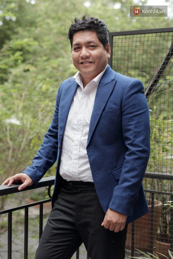 Đạo diễn trăm tỷ tiết lộ để vợ diễn viên nuôi suốt 6 năm, cảm thấy lạc lõng và mất hứng thú làm nghề