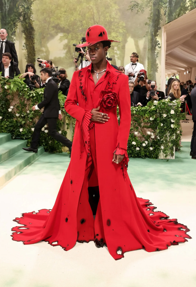  Năm 2024, Wisdom Kaye lần đầu tham dự Met Gala đã ghi dấu ấn lớn trong lòng giới mộ điệu toàn cầu.