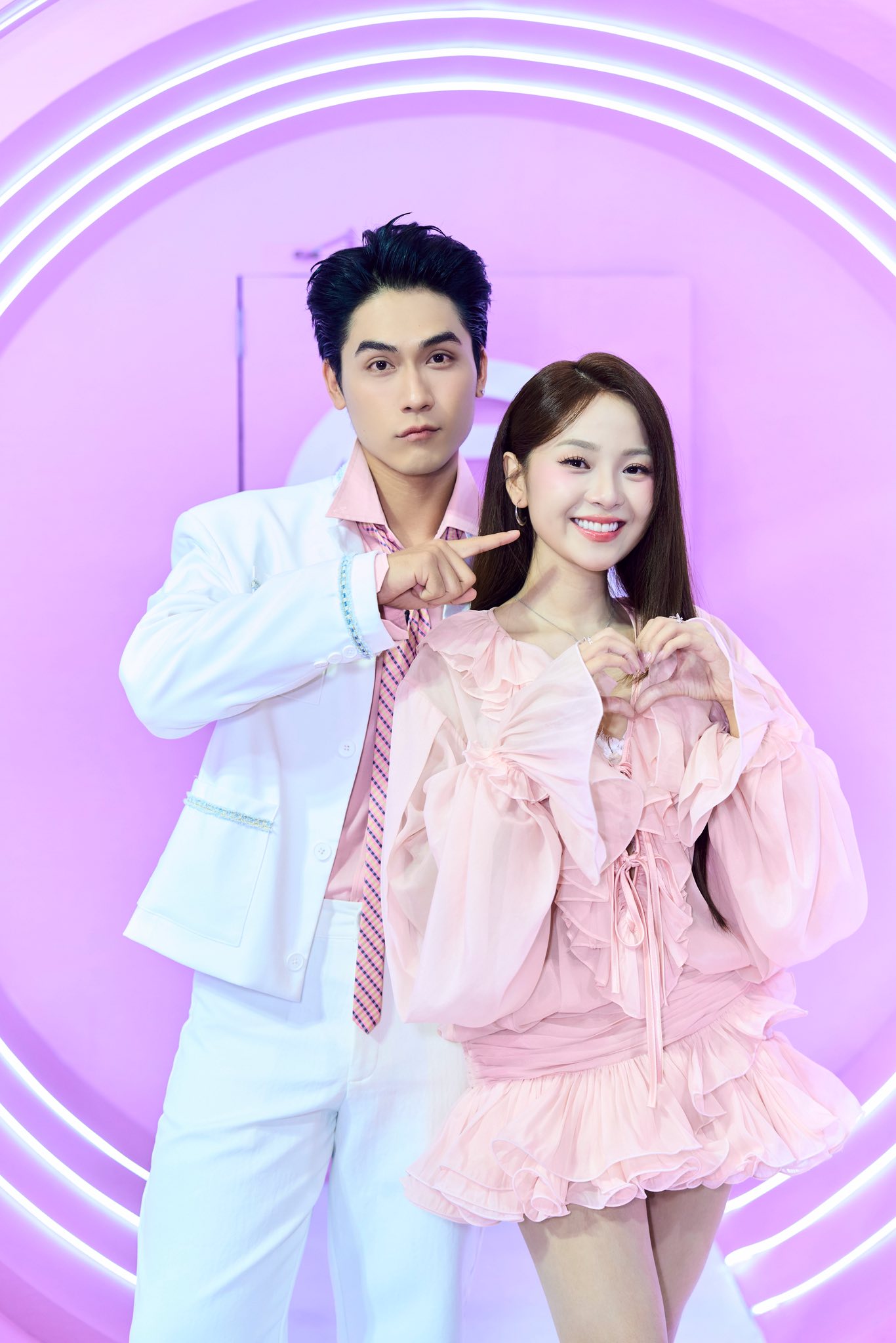 Nhiều người thậm chí tuyên bố “bể thuyền”, rút khỏi fandom sau loạt bằng chứng đang lan truyền