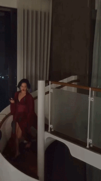 Mỹ nhân 28 tuổi lên xe hoa với thiếu gia: Chưa cưới đã sống chung nhà, mua đứt duplex 140m² đẹp như kiệt tác