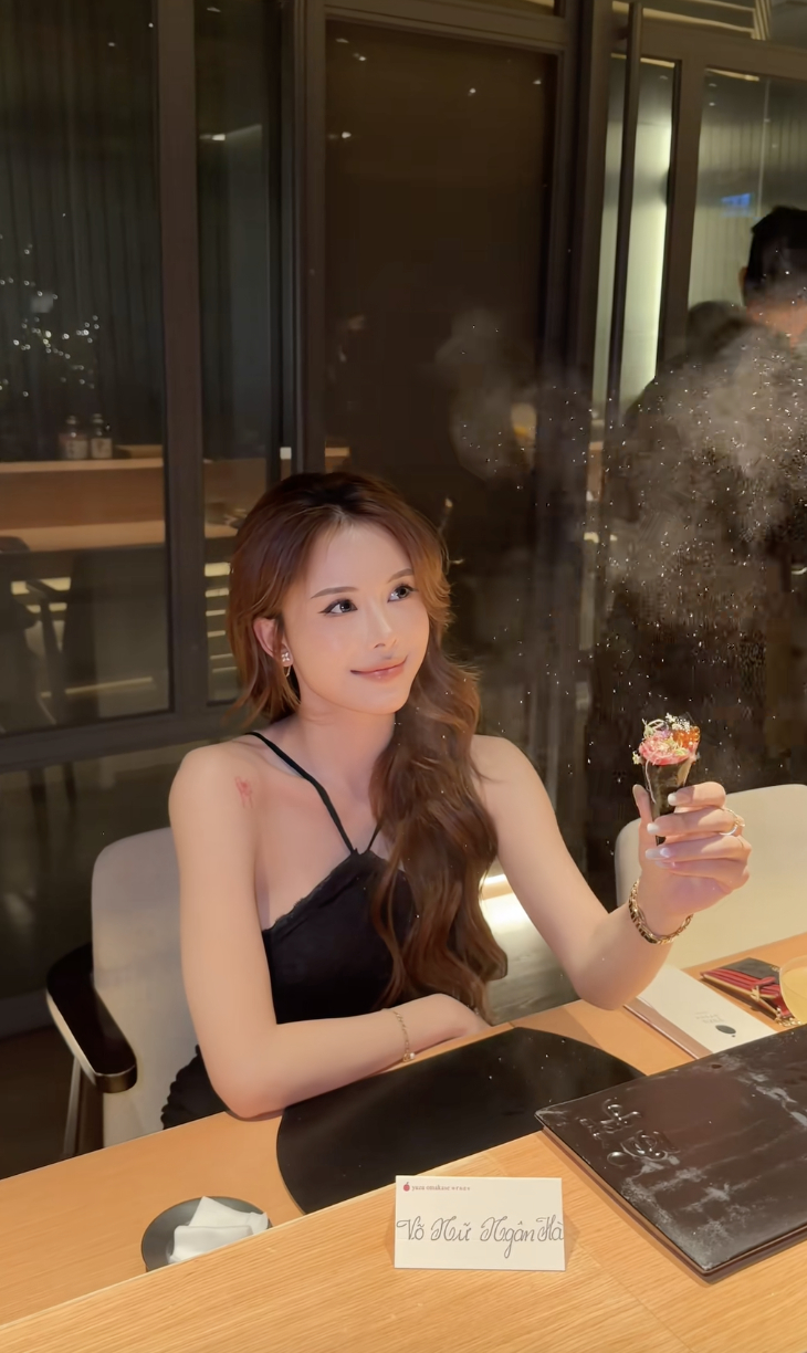 Động thái lạ của “bạn trai Hà Môi” giữa nghi vấn bị cắm sừng