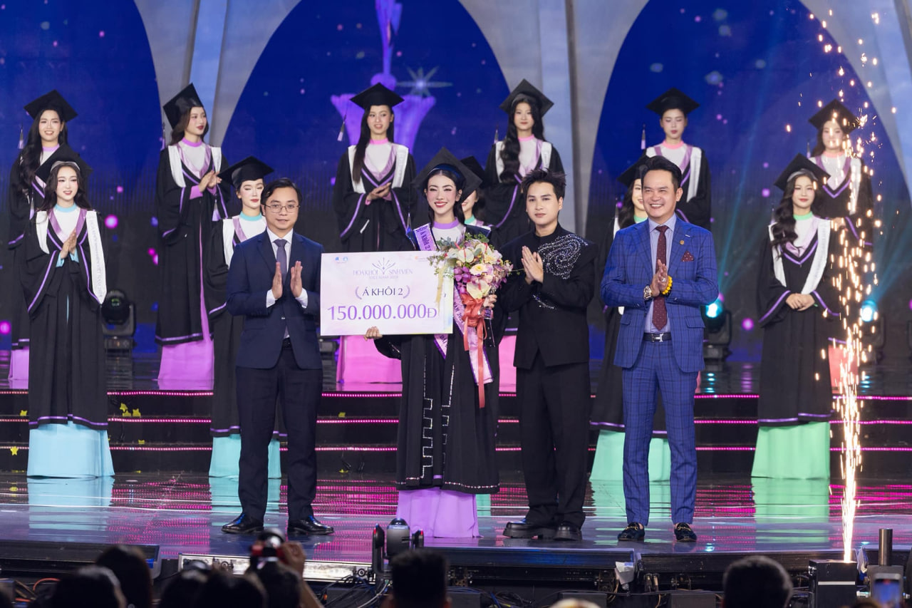 Hoài Nam là Á khôi 2 tại cuộc thi Hoa khôi Sinh viên Việt Nam 2024