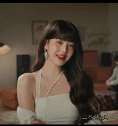 Cam thường của công chúa Kpop: Không phải ai cũng thấy đẹp