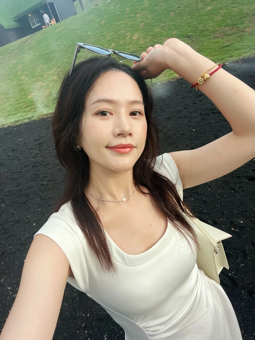 Nhiều người cho biết việc họ nỗ lực hoàn thiện bản thân, trở thành một người tốt, có đủ từ ngoại hình đến tài chính thì việc đặt ra cho đối phương những yêu cầu tương đương hoàn toàn là điều dễ hiểu. Ảnh minh họa. 