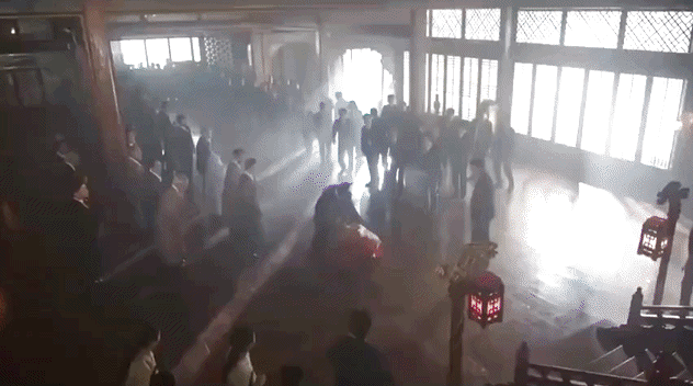 Tuy nhiên, Hee Joo bị đầu độc