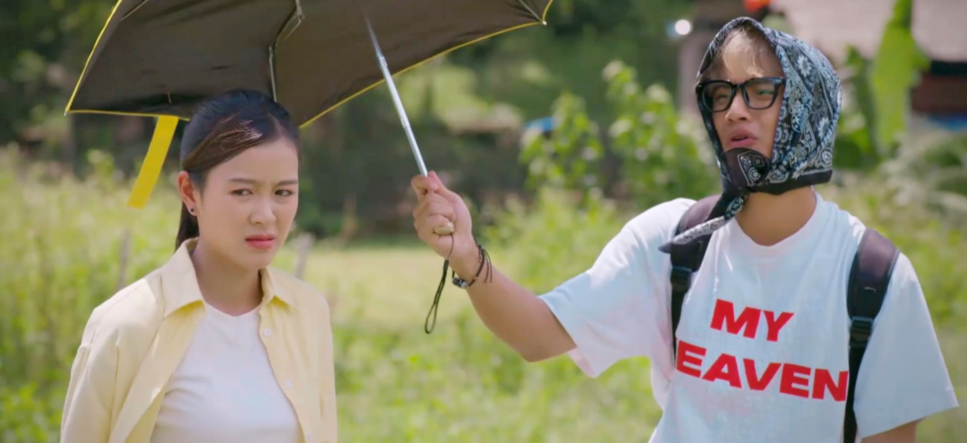 Cũng có khán giả ủng hộ, cho rằng đây là thiết lập của nhân vật, Trang Emma đang diễn đúng với yêu cầu từ kịch bản